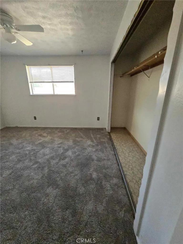 36614 Leona Road Barstow, CA 92311 - Photo 15 of 24 a view of a livingroom with window
