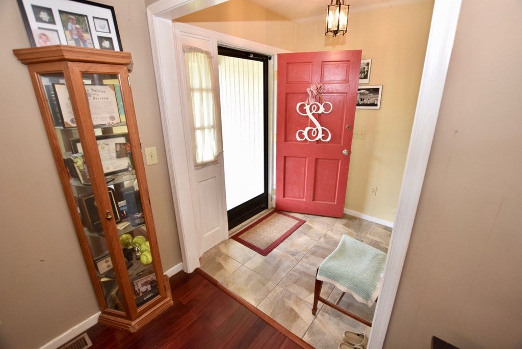 3978 Bible Road Crewe, VA 23930 - Photo 3 of 38 Gallery Image 3