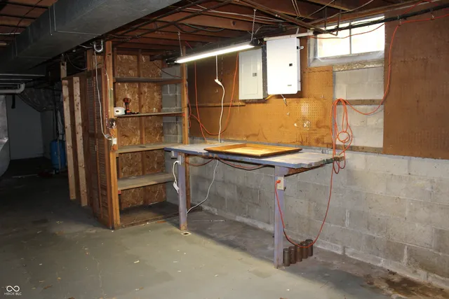 $239,900 | 1841 East County Road 1000 South, Cloverdale, IN 46120