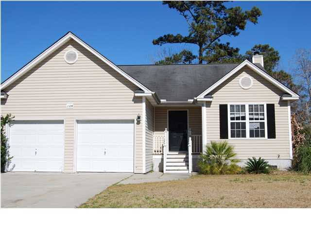 1324 Mapleton Avenue Charleston, SC 29412 - Photo 1 of 4 Primary Photo