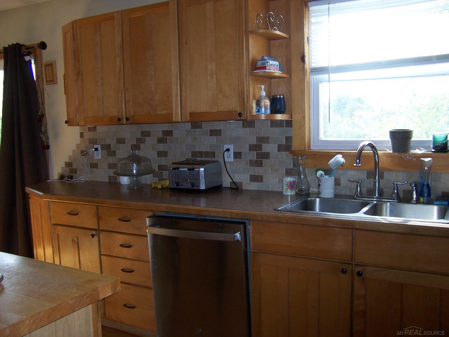 7178 Rich Road Fostoria, MI 48435 - Photo 9 of 22 50174039-a4e30eca-d4b2-4efc-b660-bf26226fbd8a.JPG