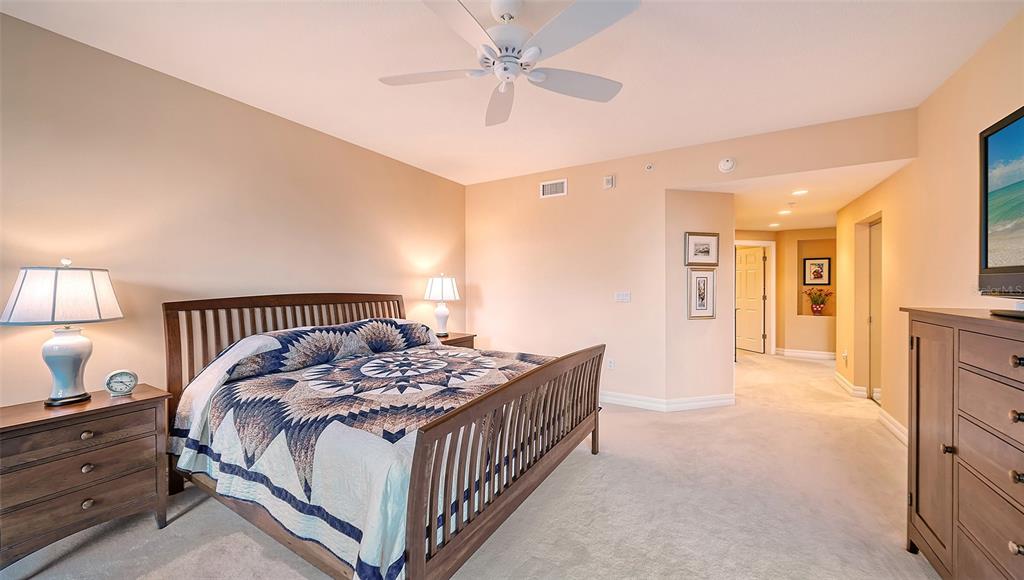 3621 North Point Road, Unit 301 Osprey, FL 34229 - Photo 34 of 95