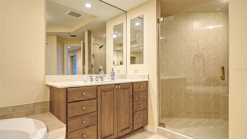 3621 North Point Road, Unit 301 Osprey, FL 34229 - Photo 36 of 95