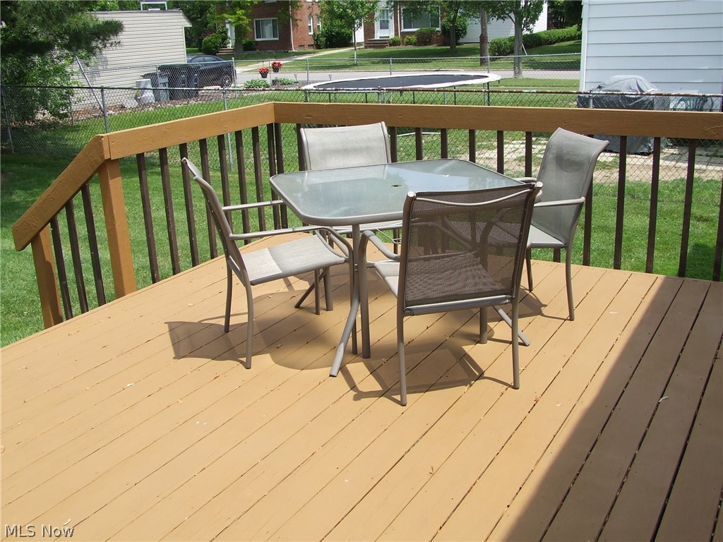 5293 Bridgewater Road Lyndhurst, OH 44124 - Photo 16 of 20