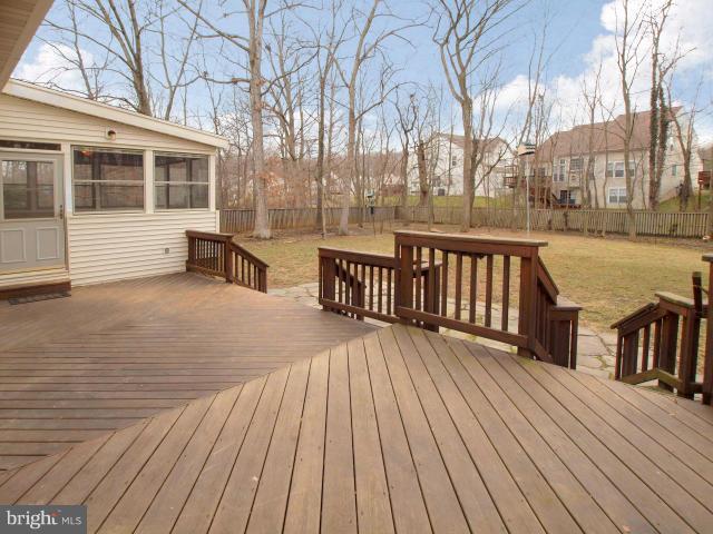 2337 Rosedown Drive Reston, VA 20191 - Photo 22 of 23 Exterior (Rear)