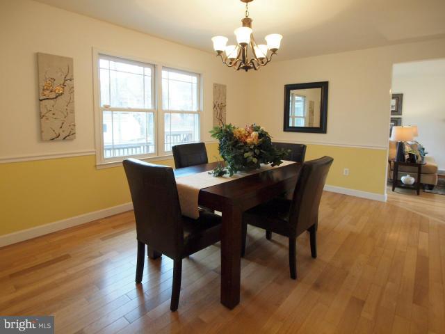 2337 Rosedown Drive Reston, VA 20191 - Photo 5 of 23 Dining Room