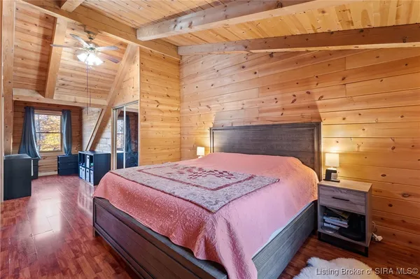 $390,000 | 1671 Burns Court, Austin, IN 47102