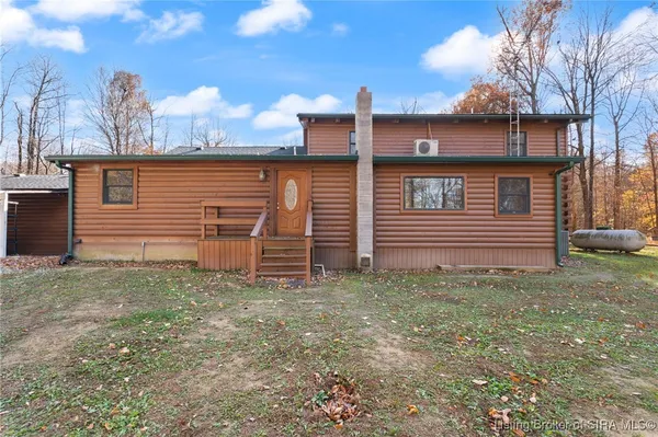 $390,000 | 1671 Burns Court, Austin, IN 47102