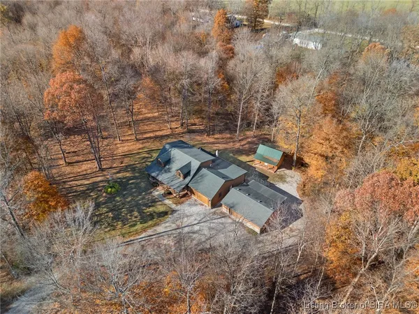 $390,000 | 1671 Burns Court, Austin, IN 47102