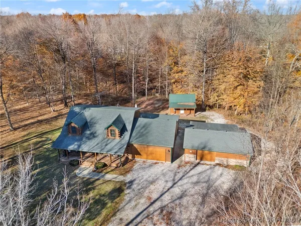 $390,000 | 1671 Burns Court, Austin, IN 47102