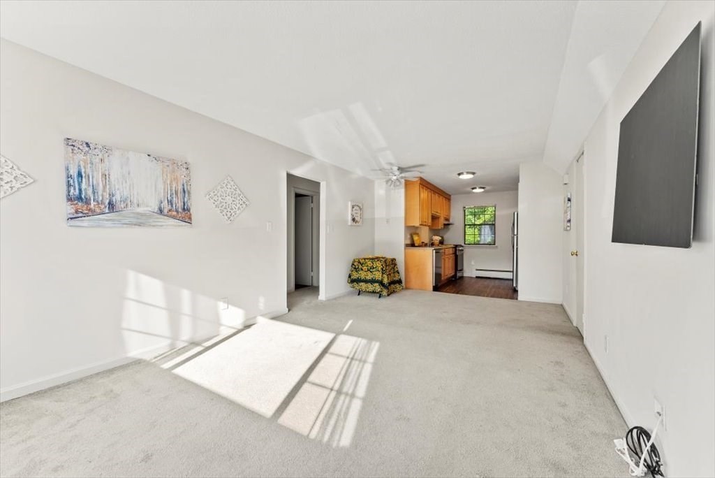 549 Russell Road, Unit 12B Westfield, MA 01085 - Photo 12 of 27 Gallery Image 12