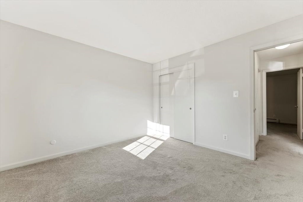 549 Russell Road, Unit 12B Westfield, MA 01085 - Photo 21 of 27 Gallery Image 21