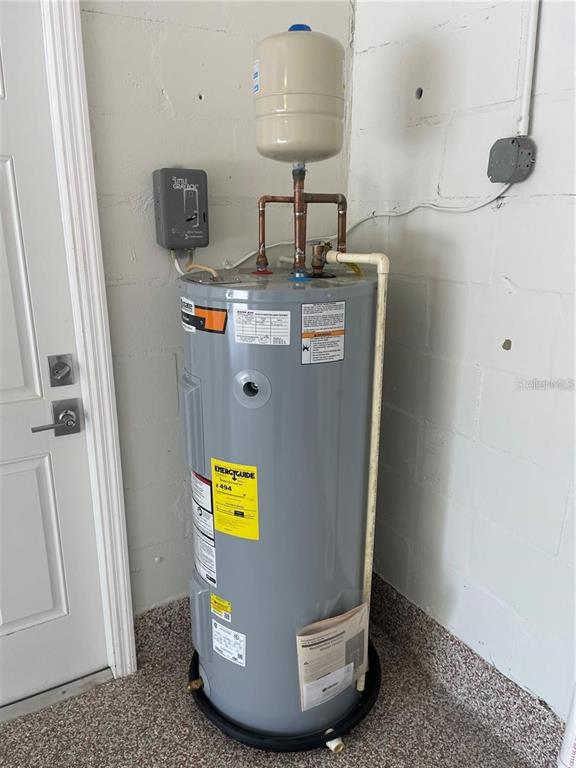 1536 Illinois Road Clearwater, FL 33756 - Photo 5 of 25