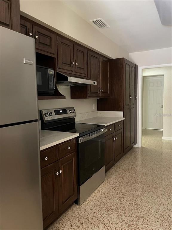 1536 Illinois Road Clearwater, FL 33756 - Photo 10 of 25