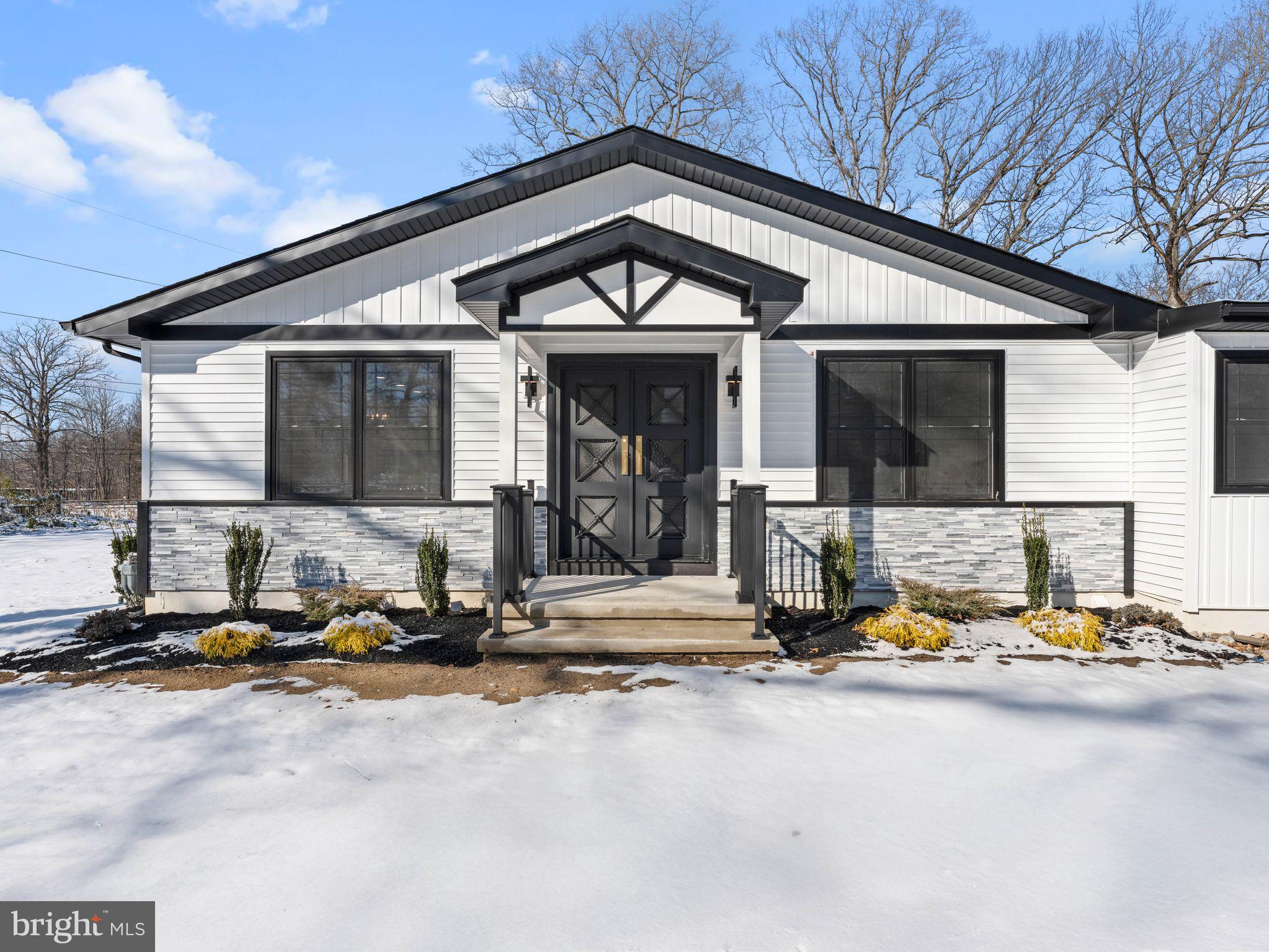 239 Lower Landing Road Blackwood, NJ 08012 - Photo 3 of 65