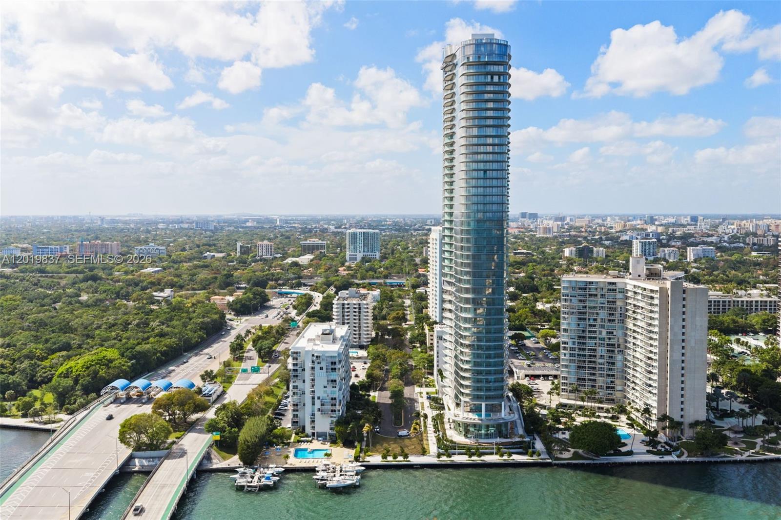 175 Southeast 25th Road, Unit 801 Miami, FL 33129 - Photo 26 of 37