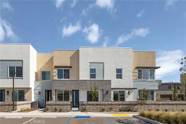 $568,990 | 3679 South Eichler Paseo, Unit 2, Ontario, CA 91761