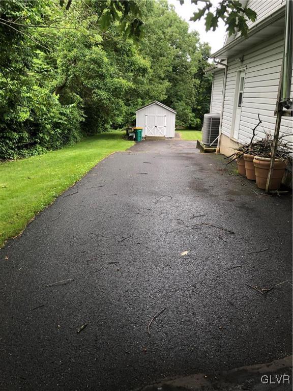 992 Renaldi Road Wind Gap, PA 18091 - Photo 13 of 40