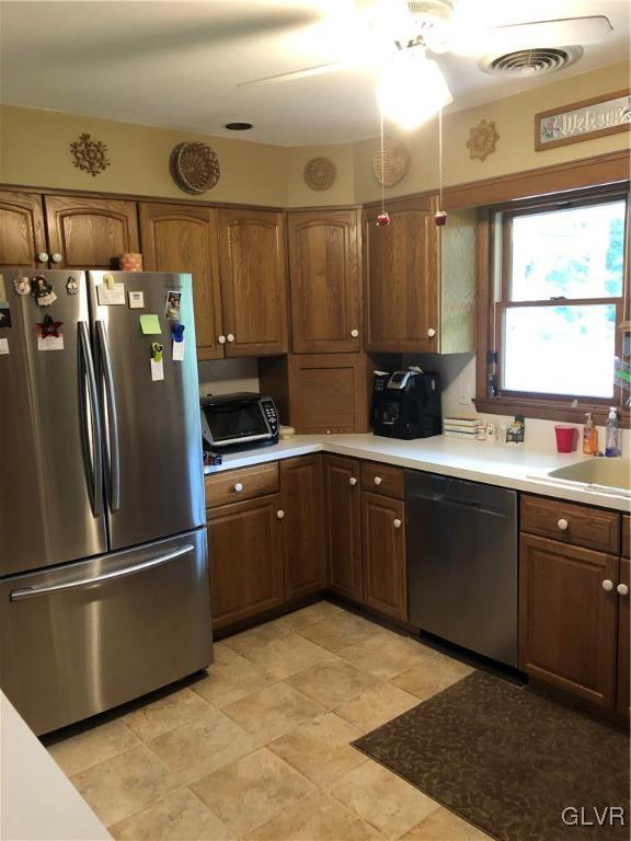 992 Renaldi Road Wind Gap, PA 18091 - Photo 16 of 40