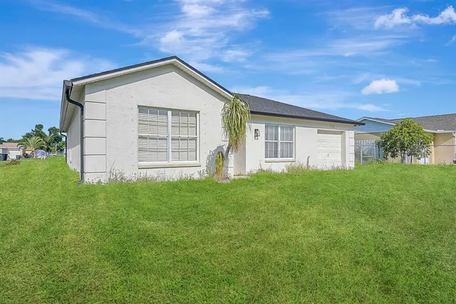 $274,900 | 1142 Whitehead Creek Loop, Fort Myers, FL 33916