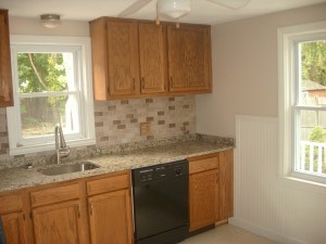 43 Graybar Road Warwick, RI 02888 - Photo 6 of 9
