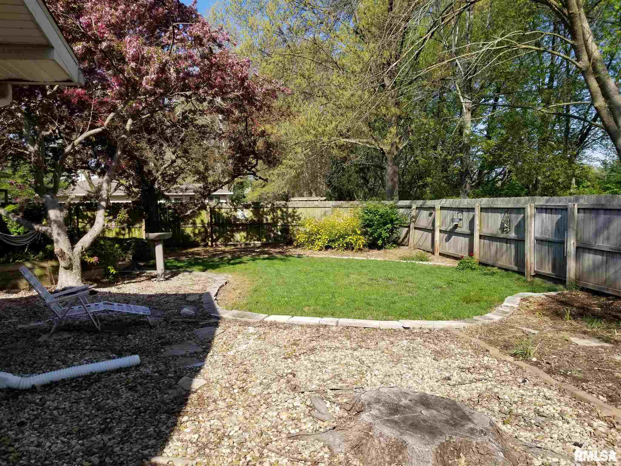 11 Sarah Avenue Springfield, IL 62703 - Photo 30 of 35