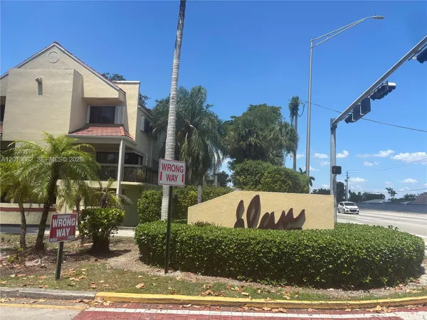 $312,000 | 12922 Southwest 88th Terrace, Unit B206, Miami, FL 33186