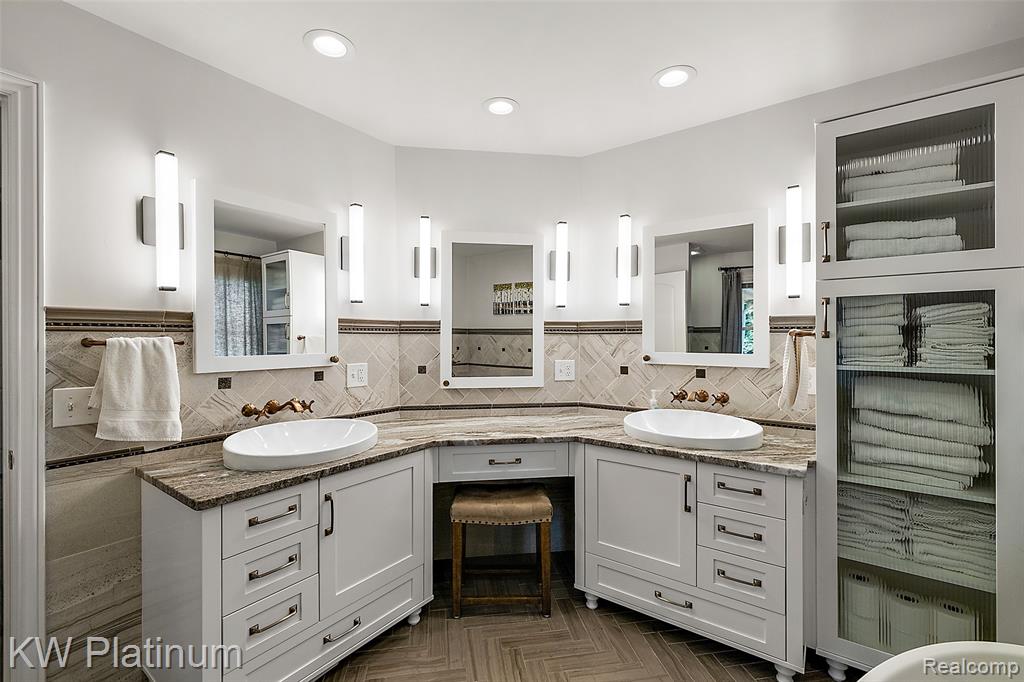 691 Lake Ridge Road Rochester Hills, MI 48307 - Photo 44 of 90