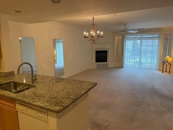 $2,750 | 1214 Emerald Court, Unit 1214, Tewksbury, MA 01876