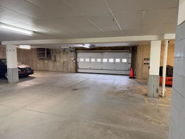 $2,750 | 1214 Emerald Court, Unit 1214, Tewksbury, MA 01876