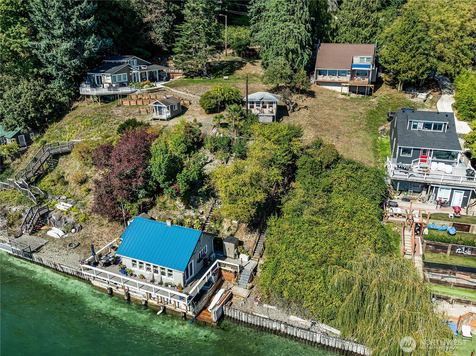 13037 Southwest Bachelor Road Vashon, WA 98070 - Photo 22 of 30