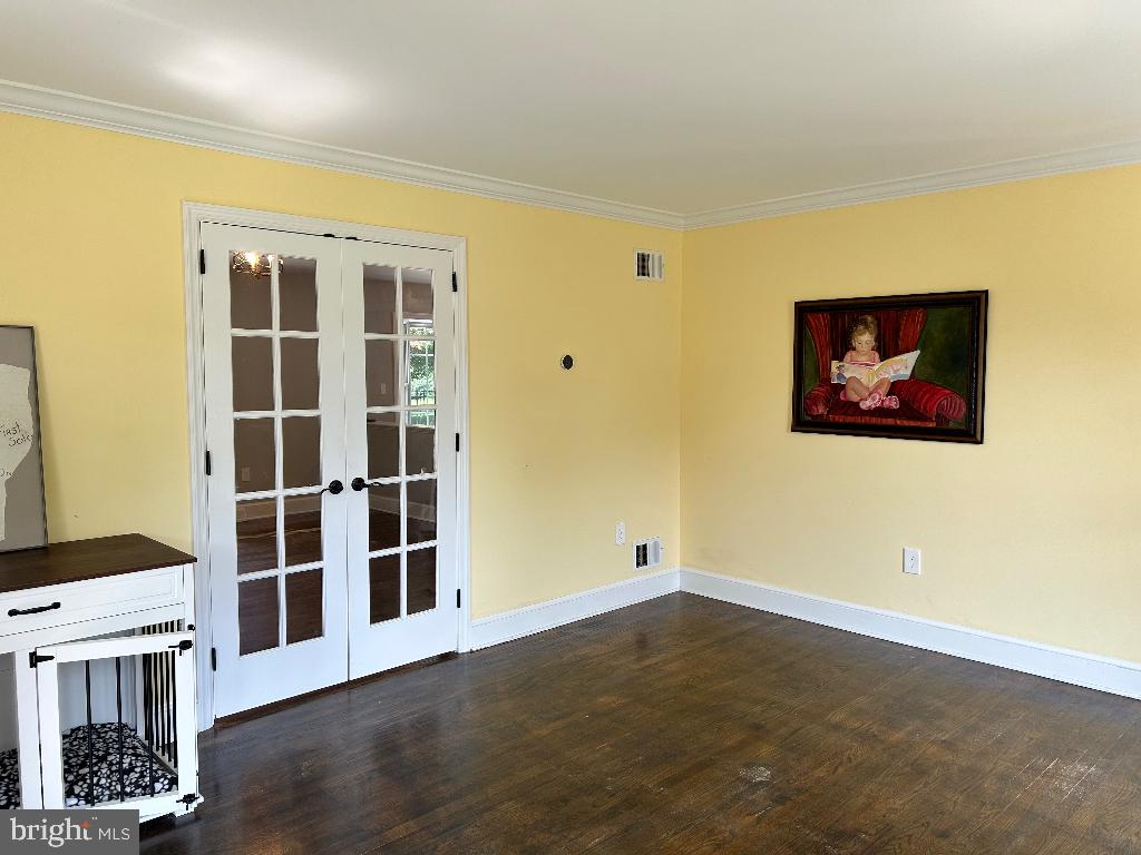 106 Hammersmith Lane Lititz, PA 17543 - Photo 24 of 28 a view of an empty room with a window