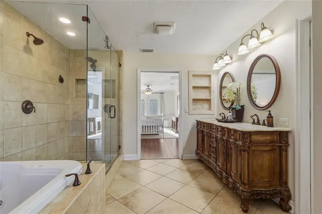 $599,900 | 5475 Saddlebrook Way, Wesley Chapel, FL 33543