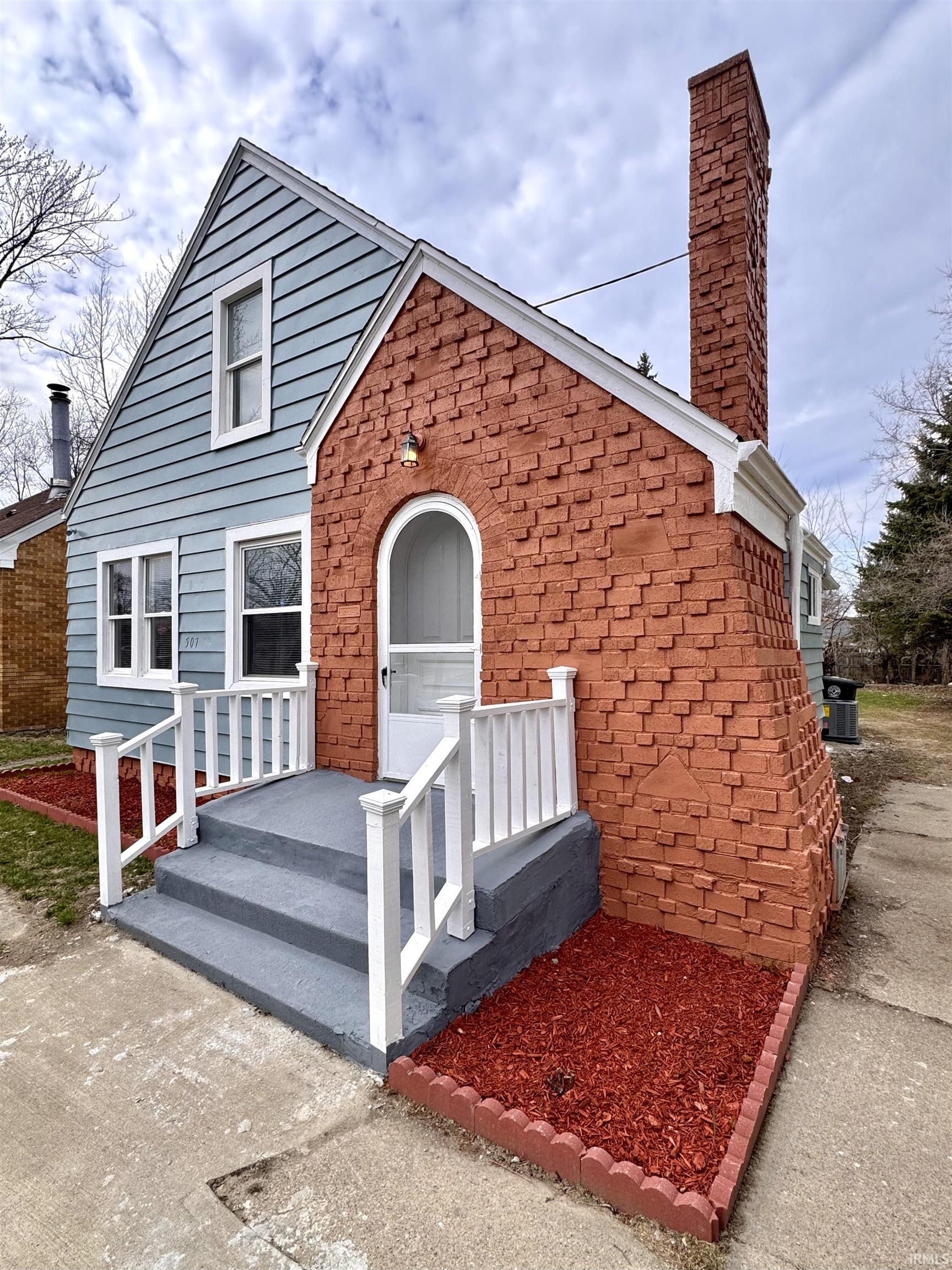 507 East Rudisill Boulevard Fort Wayne, IN 46806 - Photo 5 of 33 Gallery Image 5