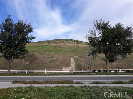 90 Verdemont Circle Simi Valley, CA 93063 - Photo 4 of 6 an aerial view of a yard