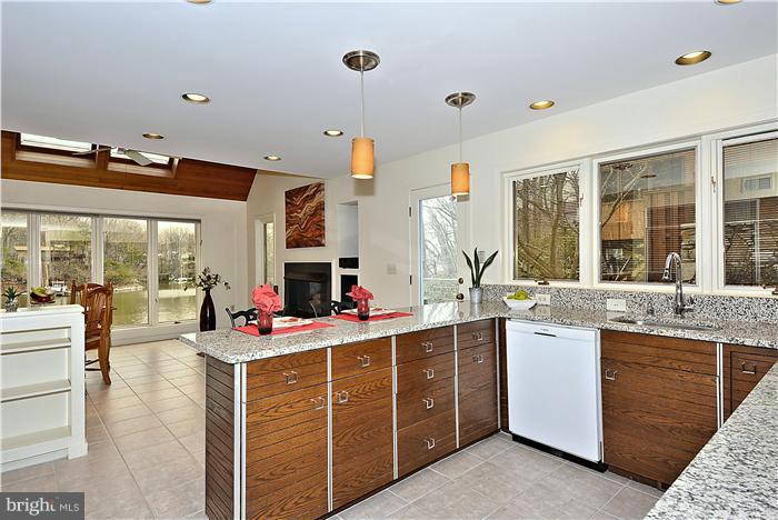 3005 Friends Road Annapolis, MD 21401 - Photo 19 of 30 Kitchen