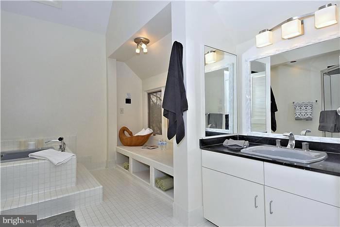 3005 Friends Road Annapolis, MD 21401 - Photo 25 of 30 Bath (Master)