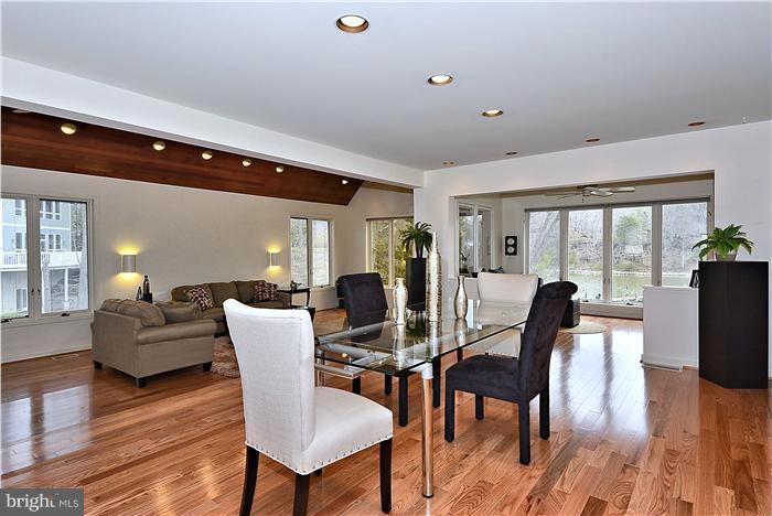 3005 Friends Road Annapolis, MD 21401 - Photo 10 of 30 Dining Room