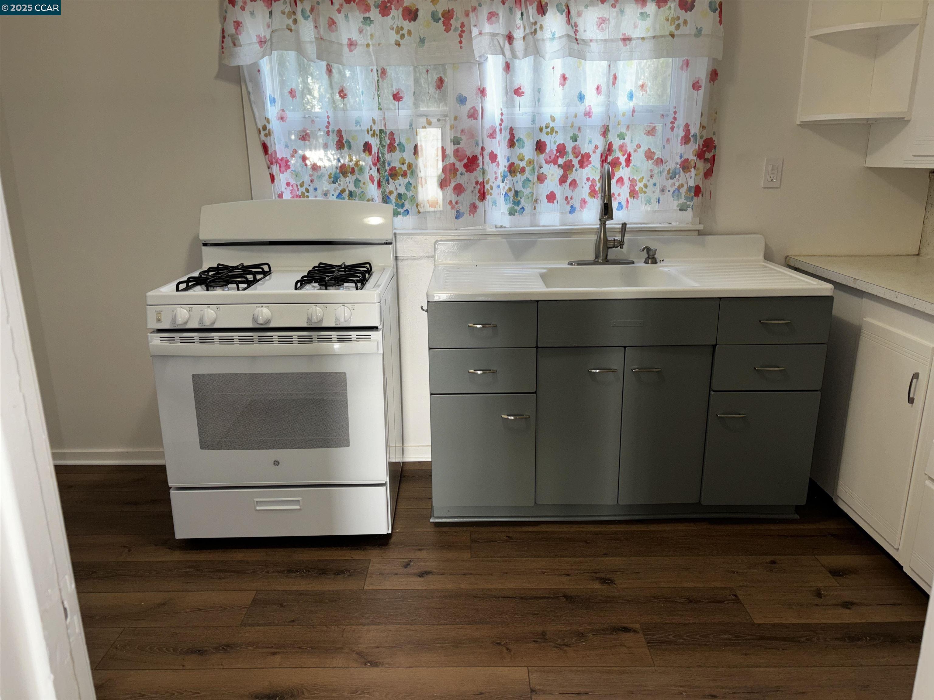 125 Bruning Avenue Rio Vista, CA 94571 - Photo 2 of 12