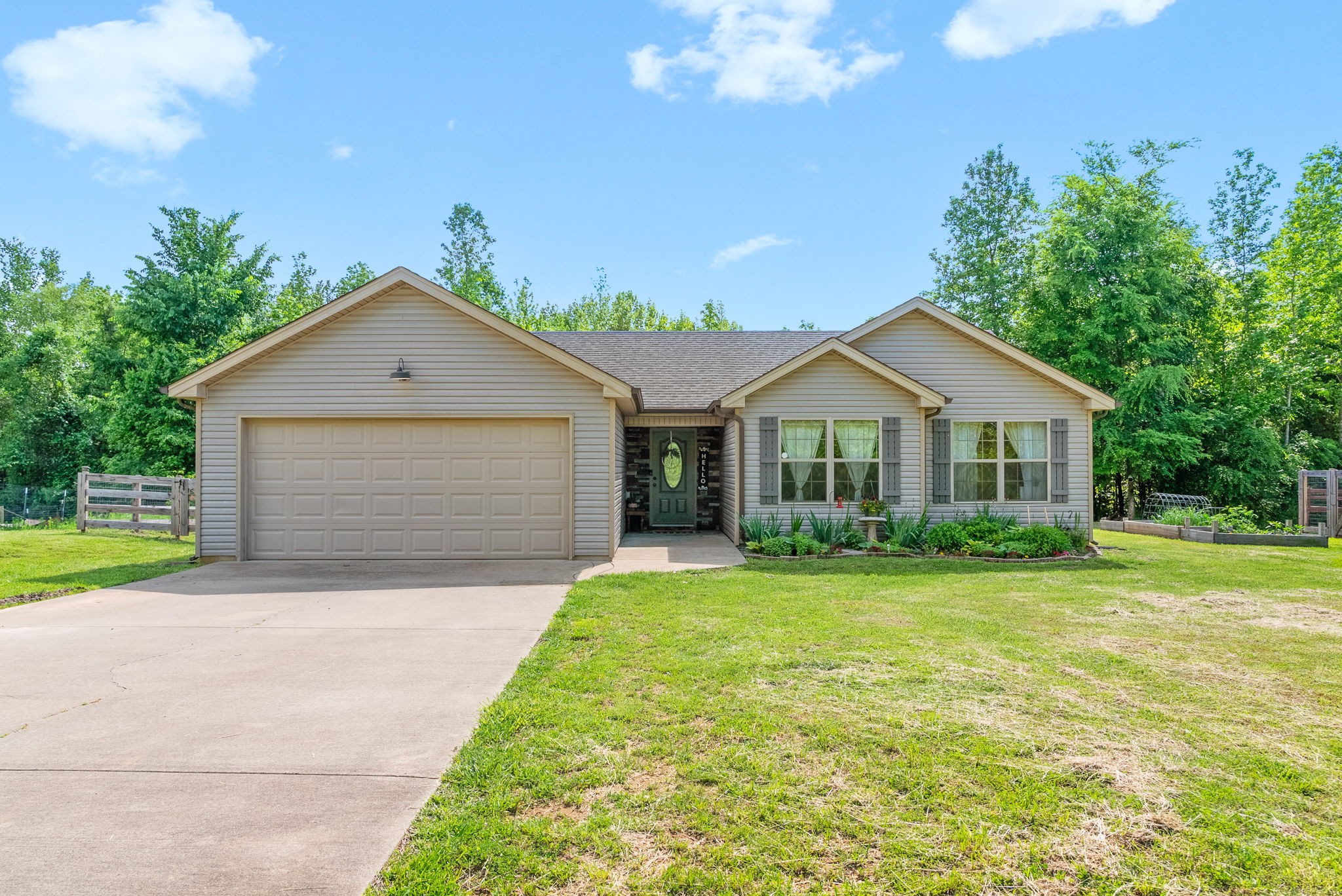 2336 River Road Clarksville, TN 37040 - Photo 1 of 37