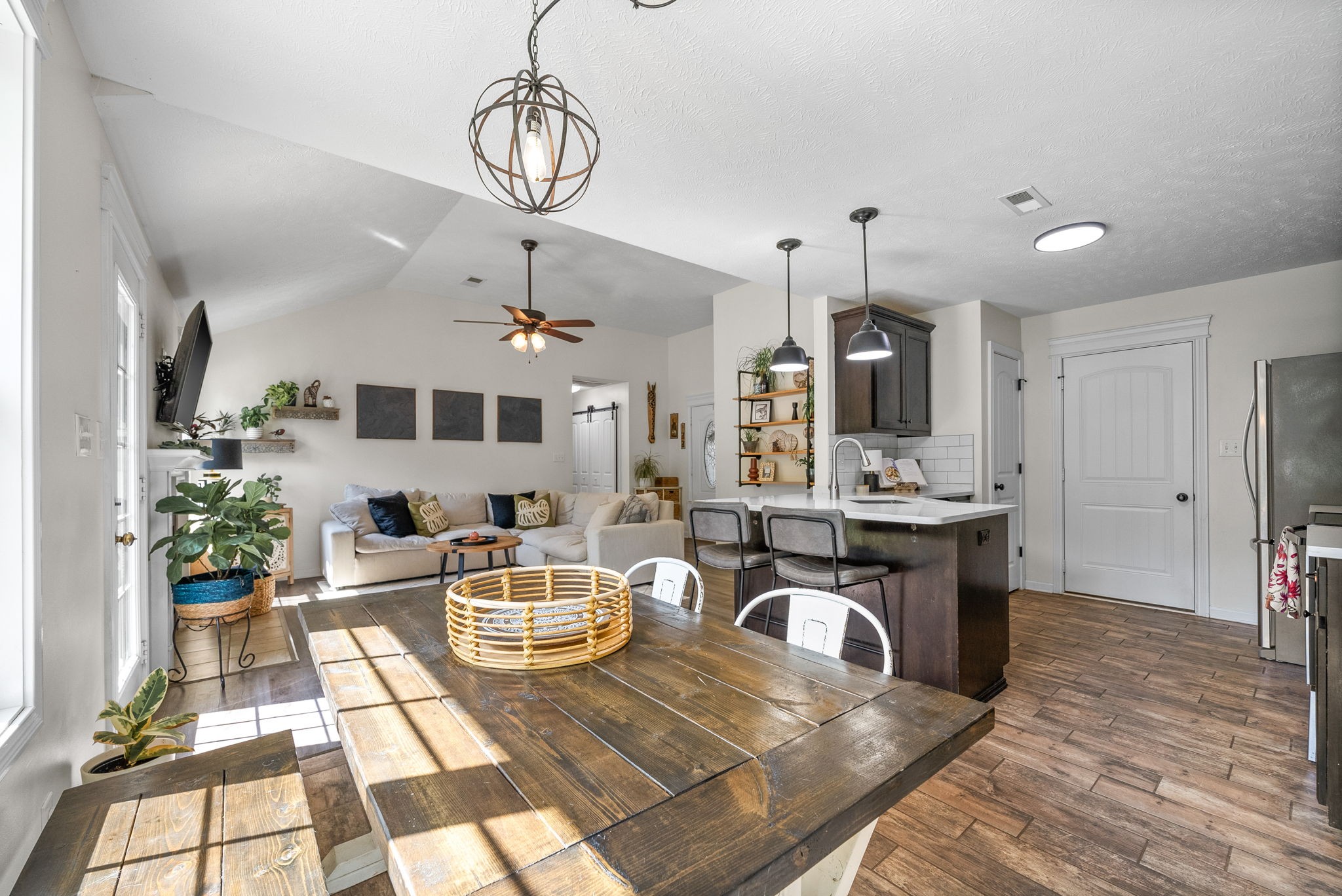 2336 River Road Clarksville, TN 37040 - Photo 13 of 37