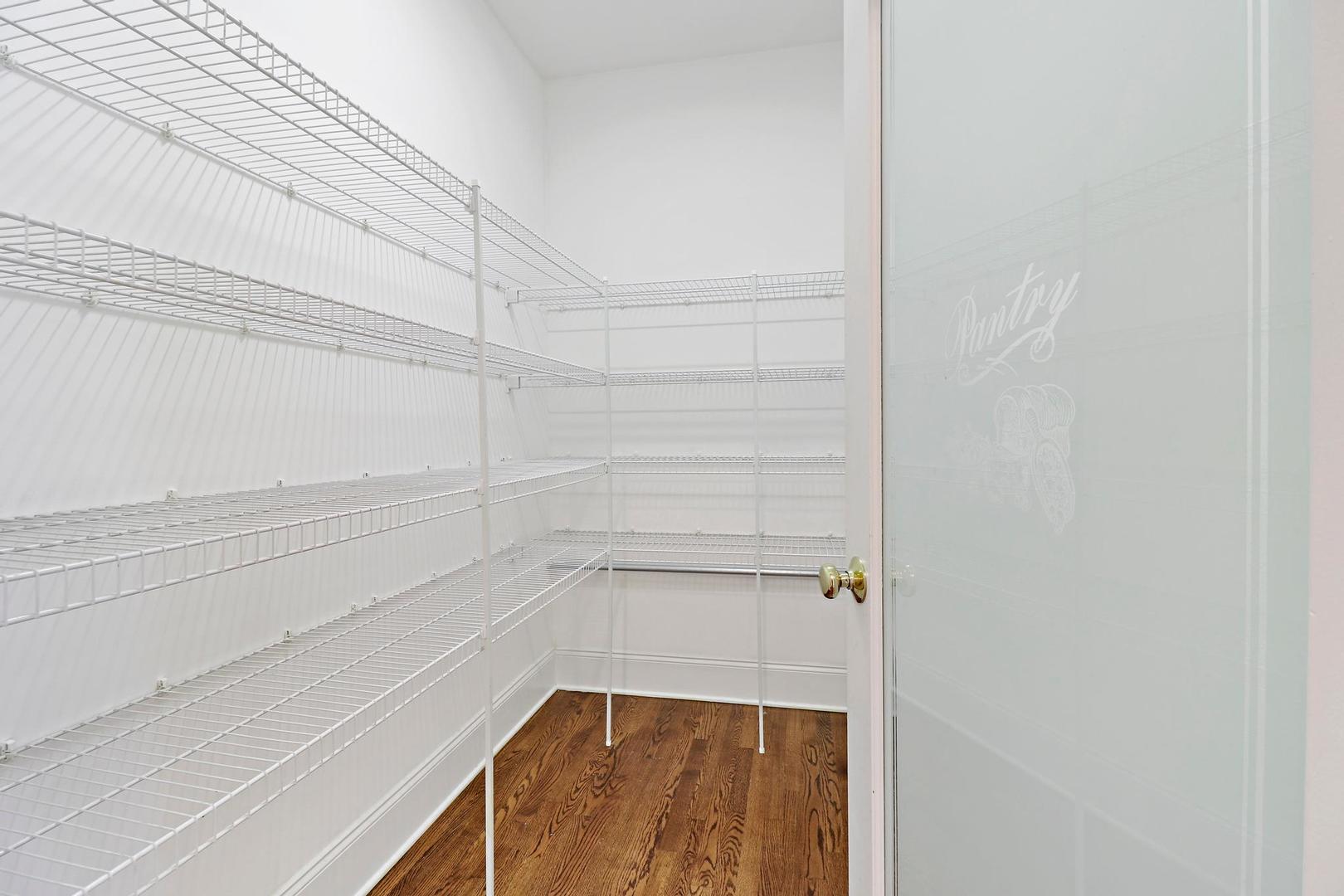 807 Poplar Court Inverness, IL 60010 - Photo 26 of 49 a view of walk in closet