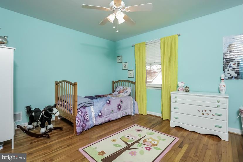 5602 Norton Road Alexandria, VA 22303 - Photo 9 of 25 Adorable!!