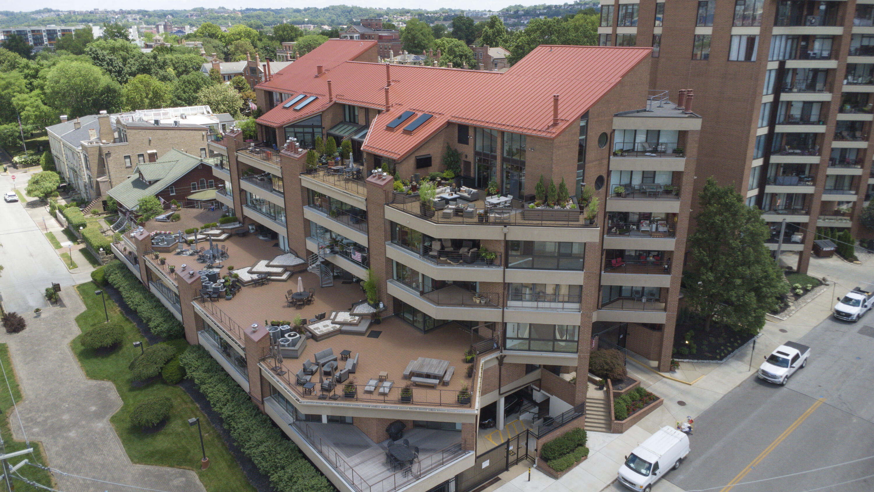 1 Riverside Place, Unit 301 Covington, KY 41011 - Photo 25 of 33 Gallery Image 25