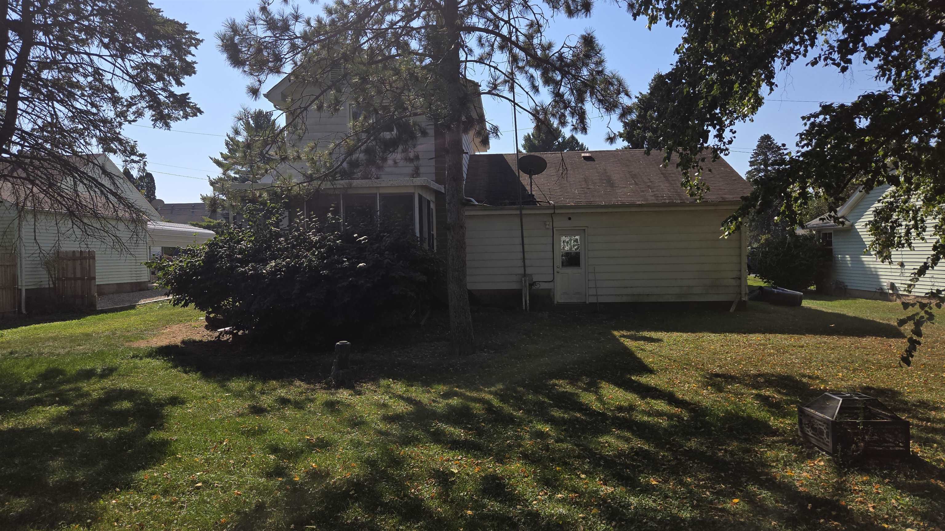 606 High Street Clinton, WI 53525 - Photo 18 of 20