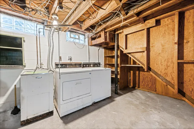 $359,900 | 1158 Hawthorne Road, Grosse Pointe Woods, MI 48236