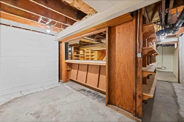 $359,900 | 1158 Hawthorne Road, Grosse Pointe Woods, MI 48236