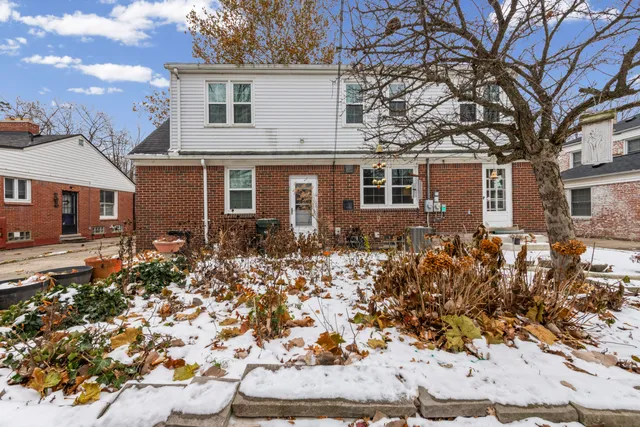 $359,900 | 1158 Hawthorne Road, Grosse Pointe Woods, MI 48236