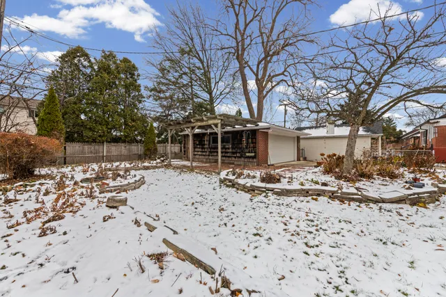 $359,900 | 1158 Hawthorne Road, Grosse Pointe Woods, MI 48236