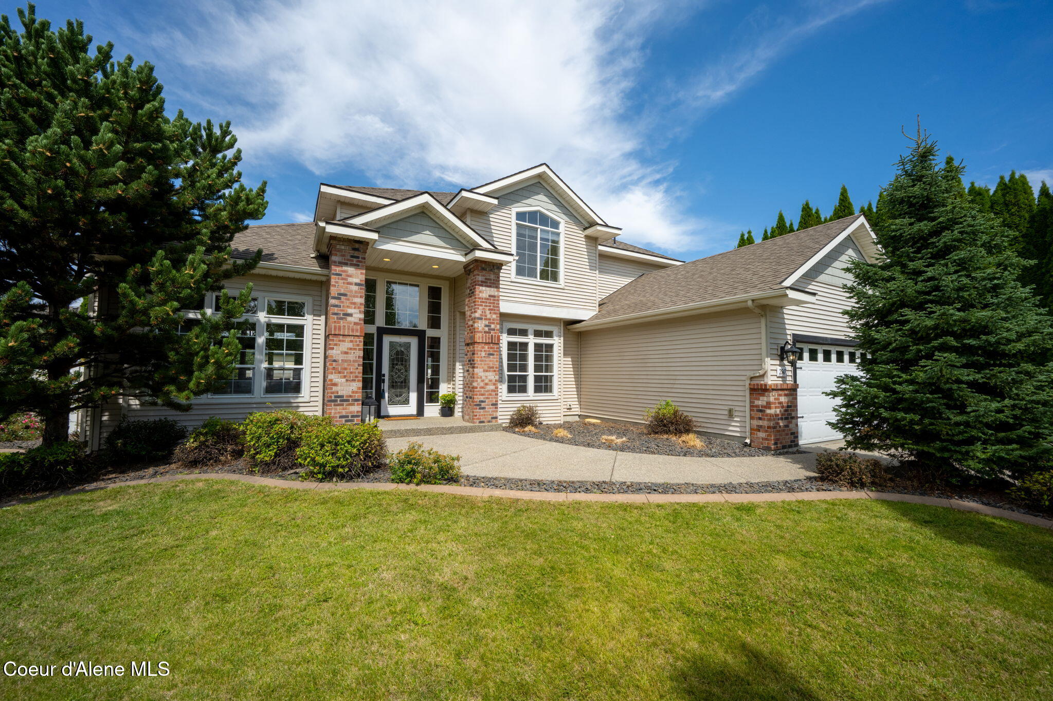 2547 Blackberry Loop Hayden, ID 83835 - Photo 1 of 46 Strawberry Fields Stunner